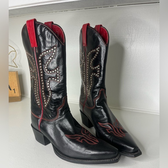 Frye Daisy Duke Black and Red Embellished Cowboy Country Western Boots - Size 9M - Picture 2 of 12